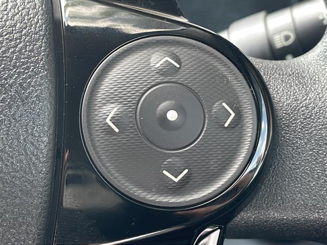 アクア Ｓ　スタイルブラック　プリクラッシュセーフティスタート　純正メモリナビＴＶ　バックカメラ　ビルトインＥＴＣ２．０　純正ドライブレコーダー　純正アルミ　プッシュスタートエンジン　前後コーナーセンサー　保証書・取説　スペアキー（11枚目）