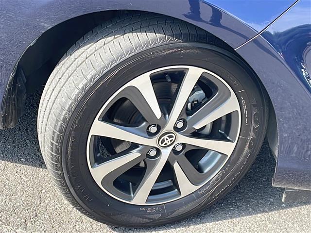 アクア Ｓ　スタイルブラック　プリクラッシュセーフティスタート　純正メモリナビＴＶ　バックカメラ　ビルトインＥＴＣ２．０　純正ドライブレコーダー　純正アルミ　プッシュスタートエンジン　前後コーナーセンサー　保証書・取説　スペアキー（18枚目）