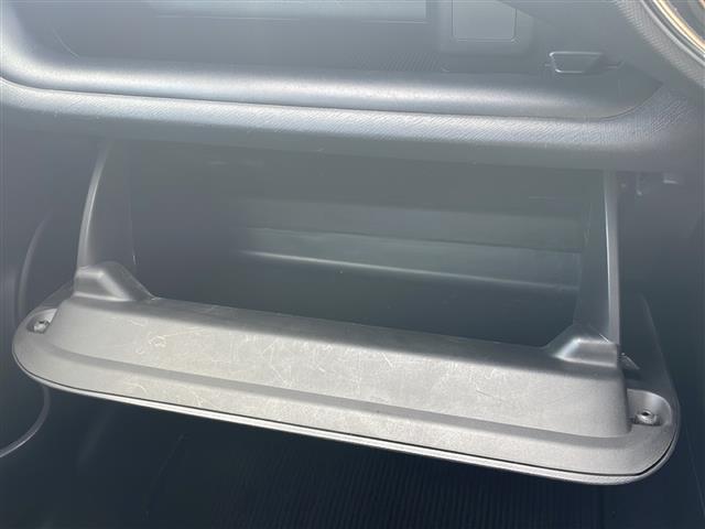 アクア Ｓ　スタイルブラック　プリクラッシュセーフティスタート　純正メモリナビＴＶ　バックカメラ　ビルトインＥＴＣ２．０　純正ドライブレコーダー　純正アルミ　プッシュスタートエンジン　前後コーナーセンサー　保証書・取説　スペアキー（28枚目）