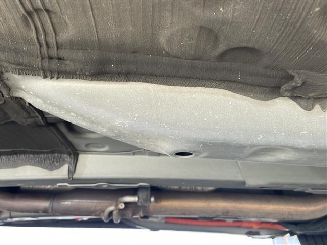 アクア Ｓ　スタイルブラック　プリクラッシュセーフティスタート　純正メモリナビＴＶ　バックカメラ　ビルトインＥＴＣ２．０　純正ドライブレコーダー　純正アルミ　プッシュスタートエンジン　前後コーナーセンサー　保証書・取説　スペアキー（32枚目）