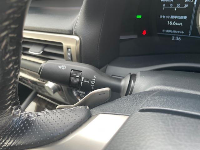 GS GS300h Fスポーツ ムーンルーフ/3眼LED/BSM/HUD/パワートランクリッド/セーフティシステムプラス/純正ナビ/フルセグ/CD/DVD/SD/BT/ETC2.0/レザー/シートベンチレーション/スペアキー(14枚目)