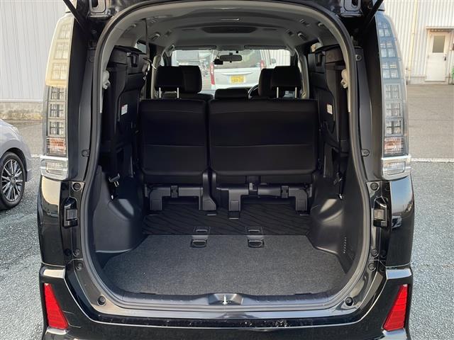 ヴォクシー ＺＳ　煌　ＡＬＰＩＮＥ１０型メモリナビ／フルセグＴＶ／バックカメラ／前後ドライブレコーダー／両側パワースライドドア／ビルトインＥＴＣ／純正１６インチアルミホイール／純正ＬＥＤヘッドライト（28枚目）