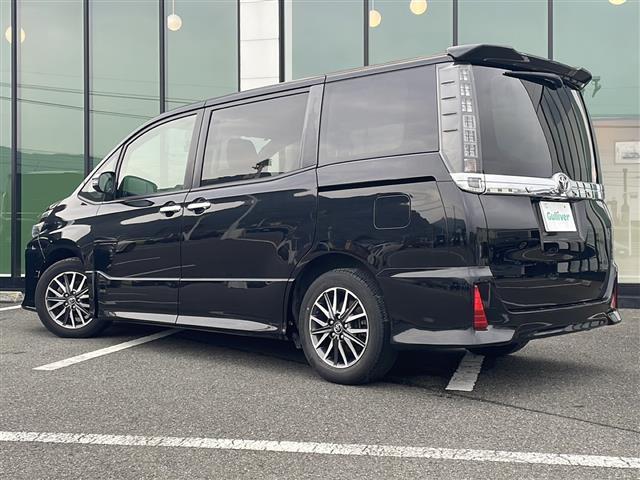 ヴォクシー ＺＳ　煌　ＡＬＰＩＮＥ１０型メモリナビ／フルセグＴＶ／バックカメラ／前後ドライブレコーダー／両側パワースライドドア／ビルトインＥＴＣ／純正１６インチアルミホイール／純正ＬＥＤヘッドライト（34枚目）