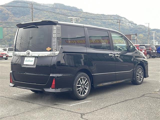 ヴォクシー ＺＳ　煌　ＡＬＰＩＮＥ１０型メモリナビ／フルセグＴＶ／バックカメラ／前後ドライブレコーダー／両側パワースライドドア／ビルトインＥＴＣ／純正１６インチアルミホイール／純正ＬＥＤヘッドライト（36枚目）