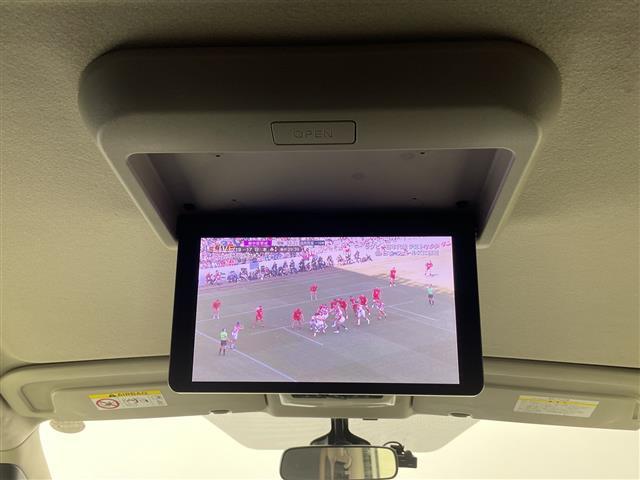 セレナ ｅ－パワー　ハイウェイスターＶ　純正９型ナビ　フルセグＴＶ　ＣＤ　ＤＶＤ　アラウンドビューモニター　純正フリップダウンモニター　両側電動スライドドア　ＬＥＤ　オートライト　純正１５インチアルミ　ブラインドスポットモニター　ＥＴＣ（5枚目）