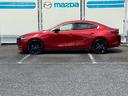 ＭＡＺＤＡ３セダン ２０Ｓ　ブラックトーンエディション　特別仕様車　グロスブラックカラードドアミラー　クルージング＆トラフィックサポート　ステアリングシフトスイッチ　ブラックメタリック塗装１８インチアルミホイール３６０°セーフティパッケージ　車載通信機（6枚目）