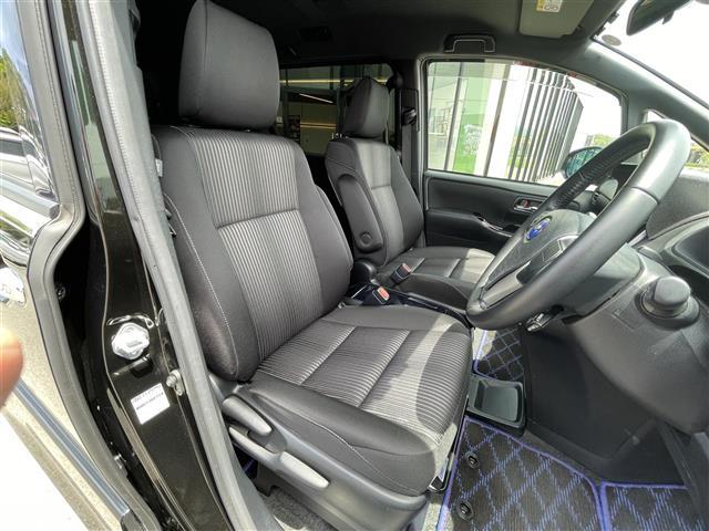 ヴォクシー ＺＳ　煌ＩＩ　純正９型ナビ／１２．１型後席モニター／トヨタセーフティーセンス／両側パワースライドドア／バックカメラ／ダブルオートエアコン／ＬＥＤヘッドライト／１６インチアルミホイール／ビルトインＥＴＣ／スマートキー（26枚目）