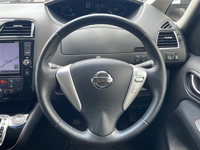 セレナ ハイウェイスター S-ハイブリッド 純正SDナビ MM514D-L Bluetooth バックカメラ ETC レーン逸脱警報装置 Wエアバック プッシュスタート 両側パワースライドドア 純正アルミホイール(16インチ)(3枚目)