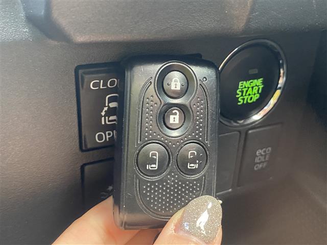 店頭在庫以外にも全国約４万台※の在庫から、ぴったりな１台をご提案します！※２０２３年１０月現在の在庫台数です。売約済の可能性があります。