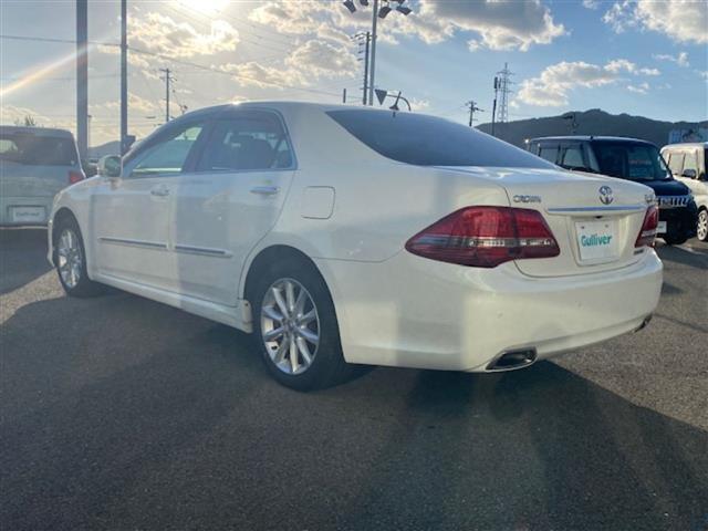 クラウン ロイヤルサルーン ナビパッケージ ☆純正HDDナビ(AM/FM/CD)☆コーナーセンサー☆クルーズコントロール☆バックカメラ☆オートライト☆ビルトインETC☆ドアバイザー☆電格ミラー☆純正マット☆プッシュスタート(43枚目)