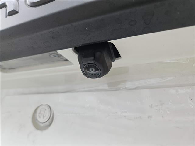 ランドクルーザープラド TX Lパッケージ マットブラックエディション 禁煙車 バックカメラ ドラレコ レーダークルコン 衝突被害軽減 車線逸脱防止支援 PKSB LEDオートライト 純正ナビTV ビルトインETC2.0 後席用モニター 革シート 前席Pシート/ヒーター(10枚目)