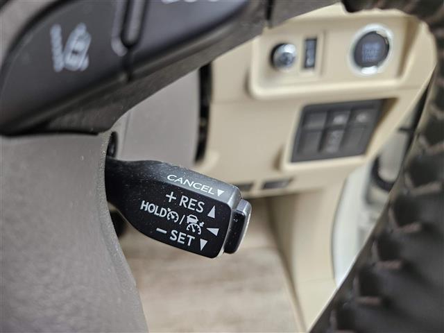 ランドクルーザープラド TX Lパッケージ マットブラックエディション 禁煙車 バックカメラ ドラレコ レーダークルコン 衝突被害軽減 車線逸脱防止支援 PKSB LEDオートライト 純正ナビTV ビルトインETC2.0 後席用モニター 革シート 前席Pシート/ヒーター(23枚目)