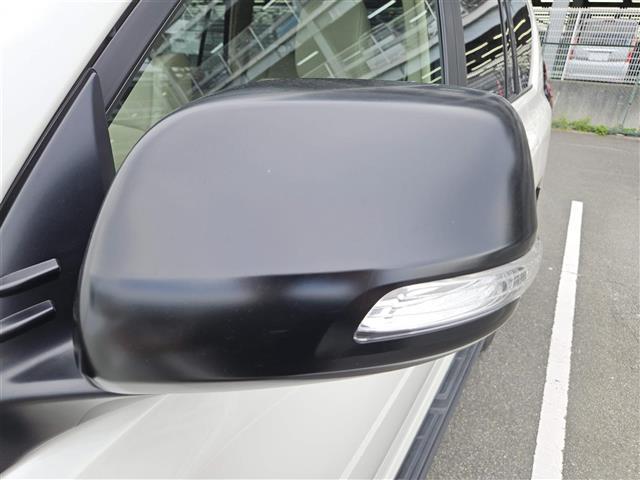 ランドクルーザープラド TX Lパッケージ マットブラックエディション 禁煙車 バックカメラ ドラレコ レーダークルコン 衝突被害軽減 車線逸脱防止支援 PKSB LEDオートライト 純正ナビTV ビルトインETC2.0 後席用モニター 革シート 前席Pシート/ヒーター(37枚目)