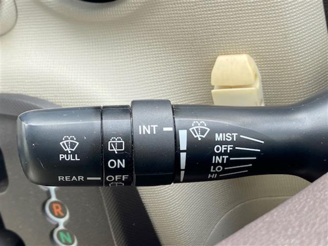 スペイド F 社外9インチフローティングナビ(AM/FM/BT)/フルセグTV/バックカメラ/前後ドラレコ/ドアバイザー/Pスタート/片側パワスラ/ETC/HID/モデリスタエアロ・マフラー/TANABE車高調(10枚目)