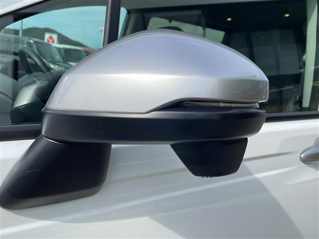 フリード クロスター　純正８型ナビ／衝突軽減装置／レーダークルーズコントロール／ブラインドスポットモニター／クリアランスソナー／電動パーキングブレーキ／ブレーキホールド／前席シートヒーター／オートハイビーム（35枚目）