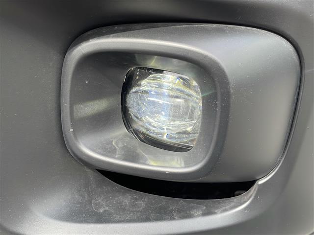 フリード クロスター　純正８型ナビ／衝突軽減装置／レーダークルーズコントロール／ブラインドスポットモニター／クリアランスソナー／電動パーキングブレーキ／ブレーキホールド／前席シートヒーター／オートハイビーム（38枚目）