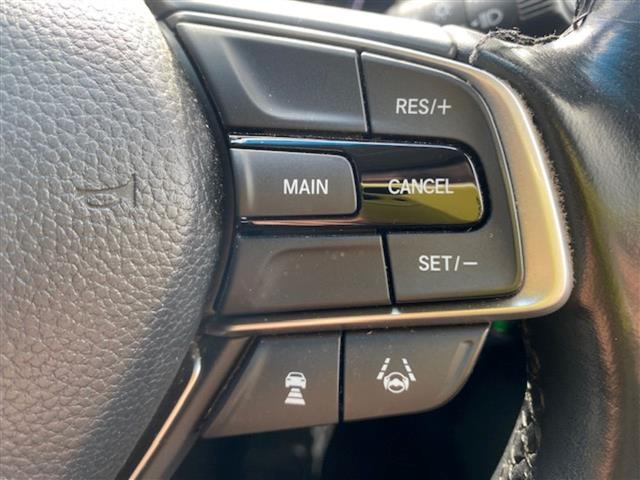 気になる車はすぐにお問い合わせください！画面右側の００６６から始まる無料ダイヤルからお問い合わせ下さい！専門スタッフがお車のご質問にお答えいたします！