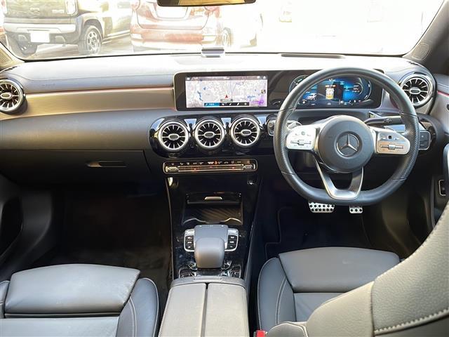 CLAクラス CLA200d 純正ナビ機能付きオーディオディスプレイ Bluetooth ブラインドスポットモニター ホップアップディスプレイ レーンアシスト レーンチェンジアシスト アクティブブレーキアシスト オートハイビーム(2枚目)