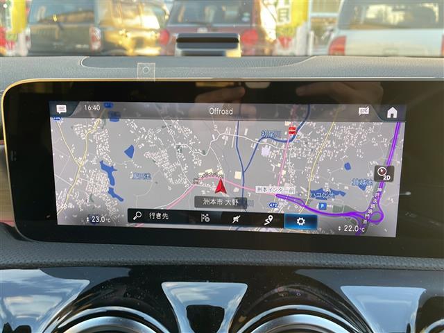 CLAクラス CLA200d 純正ナビ機能付きオーディオディスプレイ Bluetooth ブラインドスポットモニター ホップアップディスプレイ レーンアシスト レーンチェンジアシスト アクティブブレーキアシスト オートハイビーム(4枚目)