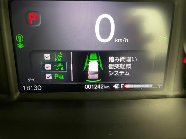 Ｎ－ＢＯＸ ファッションスタイル　純正９インチホンダコネクトナビ　両側パワースライドドア　アダプティブクルーズコントロール　衝突軽減ブレーキ　レーンキープアシスト　オートハイビーム　誤発進抑制機能　ＥＴＣ　ドライブレコーダー　禁煙車（13枚目）