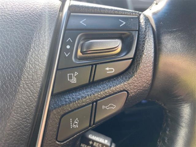 気になる車はすぐにお問い合わせください！画面右側の００６６から始まる無料ダイヤルからお問い合わせ下さい！専門スタッフがお車のご質問にお答えいたします！