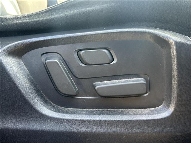 ＣＸ－８ ＸＤプロアクティブ　純正７型ナビ／全方位カメラ／衝突軽減装置／レーダークルーズコントロール／クリアランスソナー／電動パーキングブレーキ／ブレーキホールド／ハンドルヒーター／シートヒーター／パワーバックドア（14枚目）