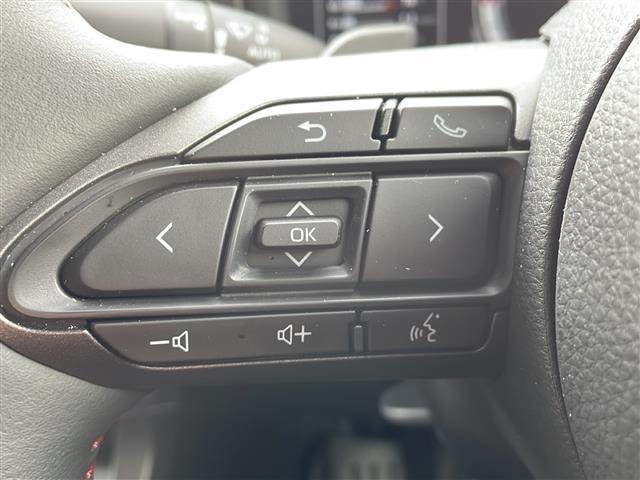 GRヤリス RZ ハイパフォーマンス ◇純正ナビ(AM/FM/BT)・フルセグTV◇衝突軽減システム◇パーキングアシスト◇横滑り防止◇追従付きクルーズコントロール◇ステアリングヒーター◇ステアリングスイッチ◇オートライト◇ドライブレコーダ(10枚目)