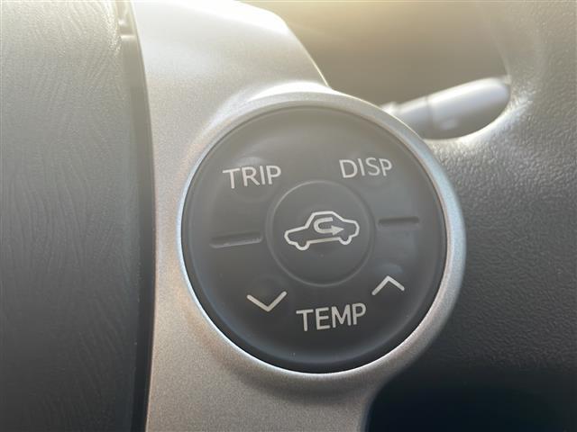 プリウス Ｓ　◇ディスプレイオーディオ◇ヘッドライトレベライザー◇ステアリングスイッチ◇サーキュレーター◇純正マット◇ビルトインＥＴＣ◇ＥＣＯモード◇ＰＯＷＥＲモード◇ＥＶモード◇ＬＥＤヘッドライト（8枚目）