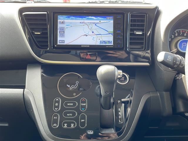 デイズルークス ライダー　◇社外ナビ（ＡＭ／ＦＭ／ＢＴ／ＤＶＤ）・ワンセグＴＶ◇バックモニター◇アラウンドビューモニター◇アイドリングストップ◇ステアリングスイッチ◇デジタルインナーミラー◇両側パワースライドドア（13枚目）