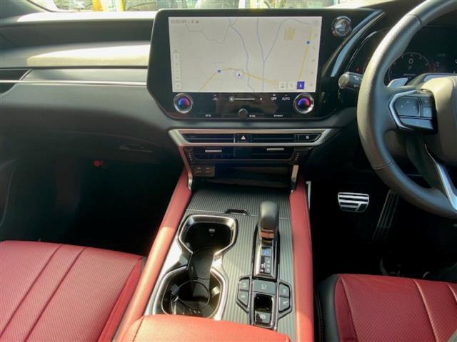 RX RX350 Fスポーツ ◇純正ナビ(AM/FM/BT)・フルセグTV◇プロアクティブドライビングアシスト◇レーンアシスト◇リアカメラディクション◇安心公社アシスト◇パーキングアシスト◇前席パワーシート◇ステアリングスイッチ(14枚目)