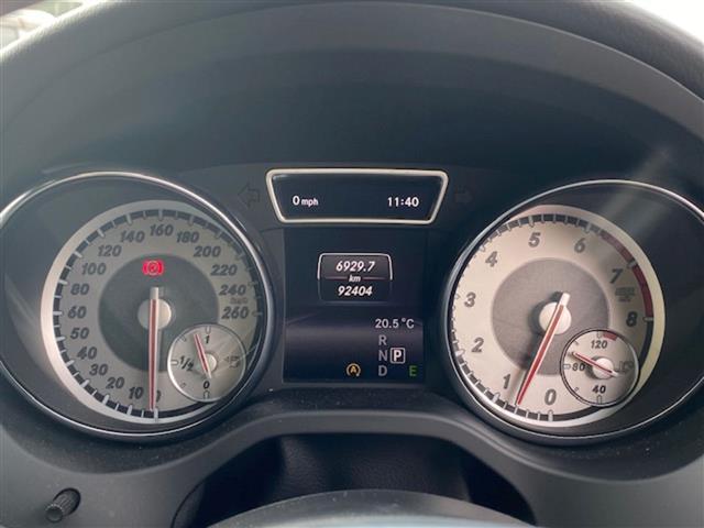 CLAクラス シューティングブレーク CLA180 シューティングブレーク スポーツ ◇純正ナビ(FM/BT/CD)・フルセグTV◇バックモニター◇クルーズコントロール◇ブラインドスポットモニター◇ステアリングスイッチ◇パドルシフト◇運転席パワーシート◇電動リアゲート(8枚目)