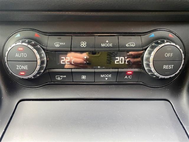 CLAクラス シューティングブレーク CLA180 シューティングブレーク スポーツ ◇純正ナビ(FM/BT/CD)・フルセグTV◇バックモニター◇クルーズコントロール◇ブラインドスポットモニター◇ステアリングスイッチ◇パドルシフト◇運転席パワーシート◇電動リアゲート(17枚目)