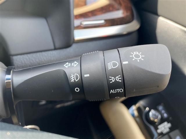 アルファード 2.5G ◇純正ナビ(AM/FM/BT/AUX)・フルセグTV◇バックモニター◇追従付きクルーズコントロール◇クリアランスソナー◇レーンアシスト◇パーキングサポートブレーキ◇衝突軽減システム◇ビルトインETC2(9枚目)