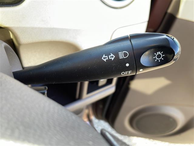 ＭＲワゴン Ｔ　◇ＣＤフレイヤー（ＡＭ／ＦＭ／ＣＤ／ＭＤ）◇ヘッドライトレベライザー◇純正フロアマット◇純正アルミホイール◇純正ドアバイザー◇電格ミラー◇ＥＴＣ（5枚目）