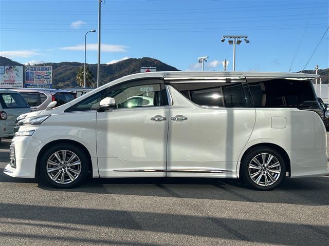 ヴェルファイア ２．５Ｚ　Ａエディション　ゴールデンアイズ　サンルーフ／アルパイン１１型ナビ／アルパイン１２．８型フリップダウンモニター／衝突軽減装置／クリアランスソナー／レーダークルーズコントロール／バックカメラ／電動パーキング／オートホールド／ＥＴＣ（36枚目）