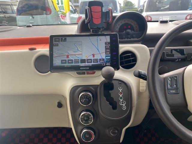 スペイド Ｆ　社外９インチフローティングナビ（ＡＭ／ＦＭ／ＢＴ）／フルセグＴＶ／バックカメラ／前後ドラレコ／ドアバイザー／Ｐスタート／片側パワスラ／ＥＴＣ／ＨＩＤ／モデリスタエアロ・マフラー／ＴＡＮＡＢＥ車高調（12枚目）