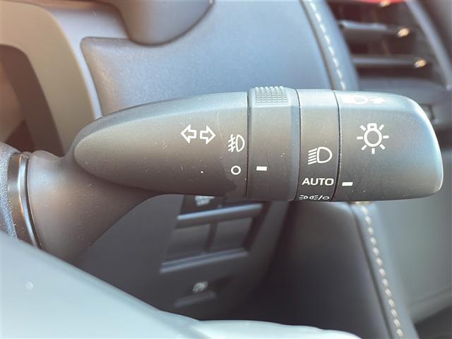 アルファード Z ◇純正ナビ(AM/FM/BT)・フルセグTV◇アラウンドビューモニター◇プリクラッシュセーフティ◇追従付きクルーズコントロール◇ロードサインアシスト◇(フロント/リアクロス)トラフィックアラート(12枚目)