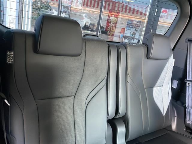 アルファード Z ◇純正ナビ(AM/FM/BT)・フルセグTV◇アラウンドビューモニター◇プリクラッシュセーフティ◇追従付きクルーズコントロール◇ロードサインアシスト◇(フロント/リアクロス)トラフィックアラート(24枚目)