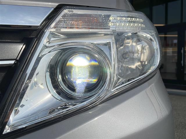 ノア Ｘ　ディライトプラス　◇純正ナビ（ＡＭ／ＦＭ／ＢＴ）フルセグＴＶ◇バックカメラ◇ステアリングスイッチ◇エコモード◇横滑り防止◇アイドリングストップ◇オートハイビーム◇衝突軽減システム◇レーンアシスト◇両側パワースライドドア（39枚目）