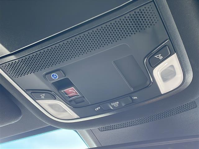 オデッセイハイブリッド ｅ：ＨＥＶアブソルート・ＥＸブラックエディション　ワンオーナー・純正ナビ・フルセグ・フリップダウン・全方位モニター・ホンダセンシング・ＢＳＭ・パワーバックドア・レザーシート・シートヒーター・パーキングアシスト・ＬＥＤ・ＥＴＣ（3枚目）