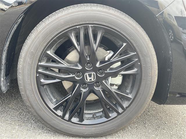 オデッセイハイブリッド ｅ：ＨＥＶアブソルート・ＥＸブラックエディション　ワンオーナー・純正ナビ・フルセグ・フリップダウン・全方位モニター・ホンダセンシング・ＢＳＭ・パワーバックドア・レザーシート・シートヒーター・パーキングアシスト・ＬＥＤ・ＥＴＣ（40枚目）