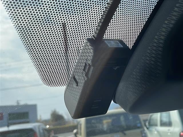 ノア ハイブリッドS-G ◇純正ナビ(AM/FM/BT)・フルセグTV◇追従付きクルーズコントロール◇ブラインドスポットモニター◇プリクラッシュセーフティー◇プロアクティブドライビングアシスト◇リアクロストラフィックアラート(3枚目)