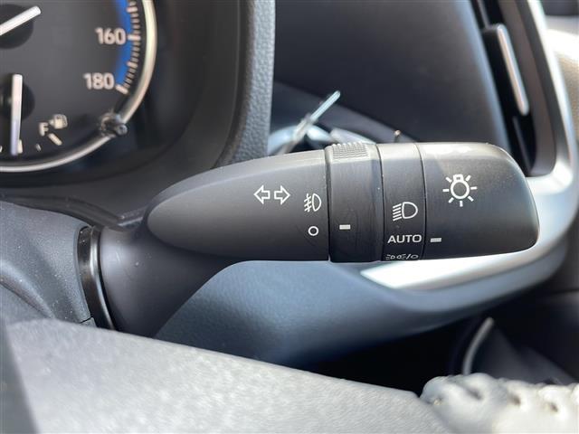 ノア ハイブリッドS-G ◇純正ナビ(AM/FM/BT)・フルセグTV◇追従付きクルーズコントロール◇ブラインドスポットモニター◇プリクラッシュセーフティー◇プロアクティブドライビングアシスト◇リアクロストラフィックアラート(10枚目)