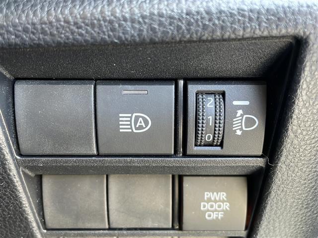 ノア ハイブリッドS-G ◇純正ナビ(AM/FM/BT)・フルセグTV◇追従付きクルーズコントロール◇ブラインドスポットモニター◇プリクラッシュセーフティー◇プロアクティブドライビングアシスト◇リアクロストラフィックアラート(17枚目)