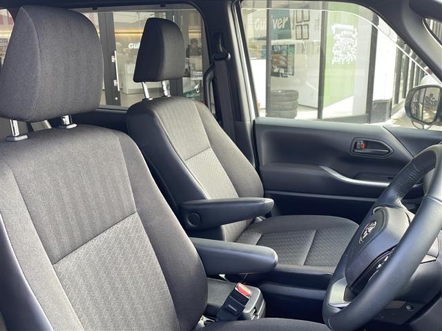 ノア ハイブリッドS-G ◇純正ナビ(AM/FM/BT)・フルセグTV◇追従付きクルーズコントロール◇ブラインドスポットモニター◇プリクラッシュセーフティー◇プロアクティブドライビングアシスト◇リアクロストラフィックアラート(23枚目)