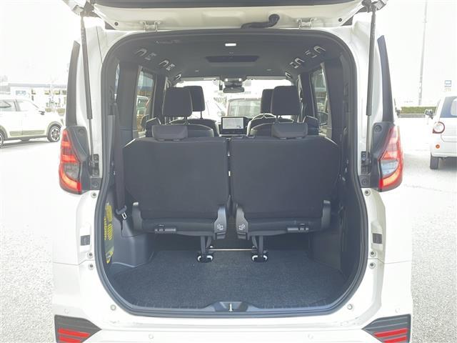 ノア ハイブリッドS-G ◇純正ナビ(AM/FM/BT)・フルセグTV◇追従付きクルーズコントロール◇ブラインドスポットモニター◇プリクラッシュセーフティー◇プロアクティブドライビングアシスト◇リアクロストラフィックアラート(27枚目)