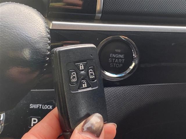 �X���̔������Ă���܂��̂ŁA��ɍ݌ɂ������Ȃ��Ă��܂����Ƃ��������܂��B�C�ɂȂ�Ԃ͂܂��͂��₢���킹���������I