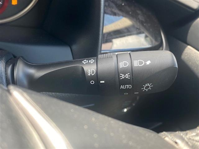 アルファード ２．５Ｓ　◇純正ナビ（ＡＭ／ＦＭ／ＢＴ／ＤＶＤ）・フルセグＴＶ◇バックカメラ◇追従付きクルーズコントロール◇クリアランスソナー◇レーンアシスト◇パーキングサポートブレーキ◇プリクラッシュセーフティ（12枚目）