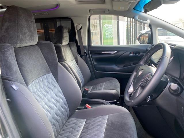 アルファード ２．５Ｓ　◇純正ナビ（ＡＭ／ＦＭ／ＢＴ／ＤＶＤ）・フルセグＴＶ◇バックカメラ◇追従付きクルーズコントロール◇クリアランスソナー◇レーンアシスト◇パーキングサポートブレーキ◇プリクラッシュセーフティ（28枚目）