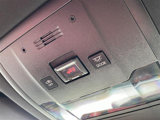 ＲＸ ＲＸ４５０ｈ　Ｆスポーツ　◇純正ナビ（ＡＭ／ＦＭ／ＢＴ／ＣＤ／ＤＶＤ）・フルセグＴＶ◇アラウンドビューモニター◇追従付きクルーズコントロール◇全席電動イス◇パドルシフト◇レーンアシスト◇シートヒーター◇シートクール（3枚目）